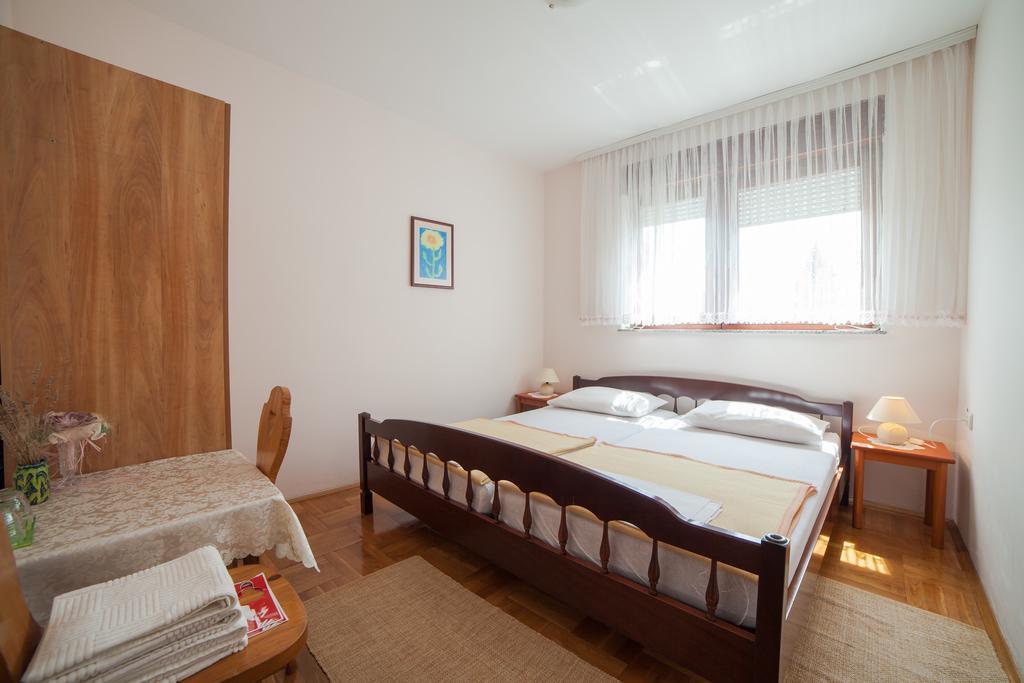 Guest House Hodak Rakovica Exteriér fotografie